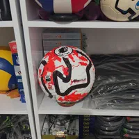 توپ فوتبال|ورزش‌های توپی|شیراز, وحدت|دیوار