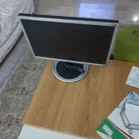 مانیتور ۱۹ اینو LG  قیمت ۱۵۰۰|قطعات و لوازم جانبی رایانه|تهران, پونک|دیوار