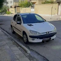 ماشین پژو۲۰۶تیپ ۳ تمیز مخصوص خانواده