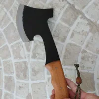 تبر کوهنوردی و قصابی