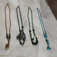 فروش فوری گردنبند آویز رو لباسی جنس سنگ