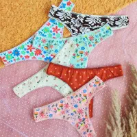 لباس زیر زنانه