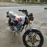 موتور همتاز200
