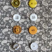 دکمه پالتو و ...