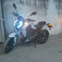 موتور سیکلت بنلی ۱۸۰