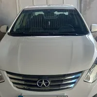 جک J4، مدل اسفند ۱۴۰۲