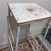 چهارپایه‌ آهنی