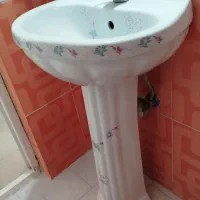 فروش فوری روشویی میزتلویزیون|لوازم سرویس بهداشتی|رشت, ترمینال|دیوار