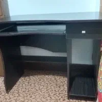 میز کامپیوتر