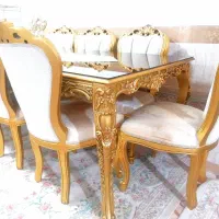 میز غذا خوری در حد نو بسیار تمیز