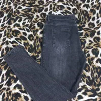 تعدادی شلوار|لباس|زنجان, |دیوار