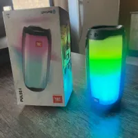 اسپیکر اصلی jbl pulse 4 در حد نو