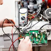 سرویس کار تخصصی پکیج.آبگرمکن دیواری و کولر آبی