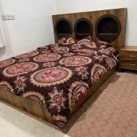 تخت وپاتختی ومیز آرایشی