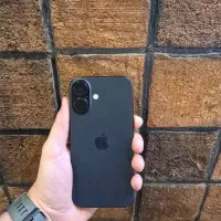 ایفون ۱۶  ۱۲۸ گیگ تمیز