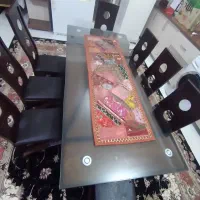 میز ناهارخوری ۸ نفره چوبی با صندلی چرم وسالم