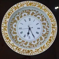 ساعت دیواری بسیار شیک و زیبا