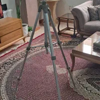 سه پابه دوربین