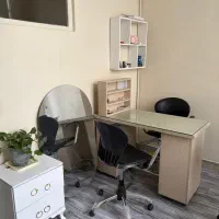 اجاره میز ناخن