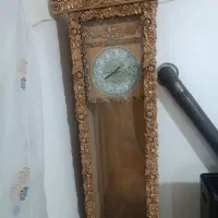 بوفه وساعات ومیزتلوزیون