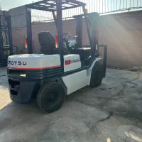 لیفتراک کوماتسو ۲/۵ تن دیزل