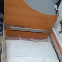 تخت یک نفره