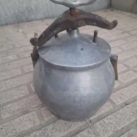 دیگ قدیمی
