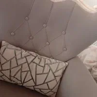 مبل هفت نفره در حد نو قیمت ۱۲ میلیون|مبلمان خانگی و میز عسلی|شاهین‌شهر, گرگاب|دیوار