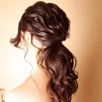 شنیون و میکاپ مدرن و خاص با قیمت باورنکردنی|خدمات آرایشگری و زیبایی|مشهد, وکیل‌آباد|دیوار