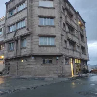 آپارتمان ۱۸۰متری طبقه دوم ۳خوابه