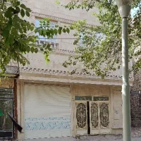 ویلایی ۵۰ متری با مغازه