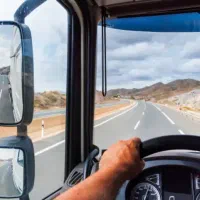 به یک راننده پایه یک نیازمندیم