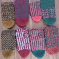 پاپوش یا جوراب پشمی