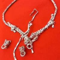 ست بدلیجات طرح پلنگ|بدلیجات|اصفهان, قلعه طبره|دیوار