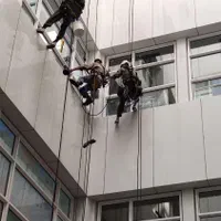 پیچ و رولپلاک نما با طناب راپل کار رول پلاک ارتفاع|خدمات پیشه و مهارت|فردیس, فردیس|دیوار