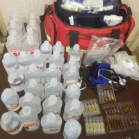 خدمات پزشک پرستاری سرم پانسمان سوندتزریقات در منزل