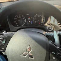 میتسوبیشی اوتلندر ۲۰۱۸ تیپ ۵ فول|خودرو سواری و وانت|شیراز, شهرک سراج‎|دیوار