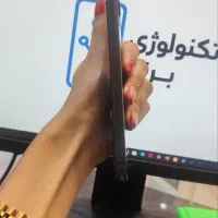 گوشی آیفون 11 با حافظه 128 با رنگ مشکی|موبایل|اصفهان, جلفا|دیوار