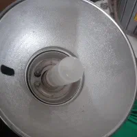 فلاش استودیویی مناسب برای شروع کار عکاسی|دوربین عکاسی و فیلمبرداری|یزد, |دیوار