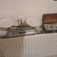 ترازوی طلا فروشی نو و آنتیک با وزنه های ترارازو|کلکسیون اشیاء عتیقه|پردیس, فاز ۱۱|دیوار