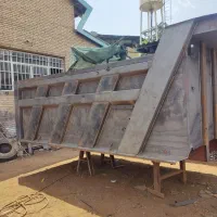 کارگر ساده آشنا به نقاشی