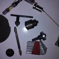 یکسری ابزار م تبدیل و سه نظام. جهت فروش