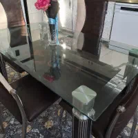 میز نهارخوری ۴نفره صندلیها چرم درحد نو|میز و صندلی غذاخوری|ابریشم, |دیوار