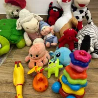 یه تعداد عروسک بچگانه ب فروش میرسدکاملاسالم