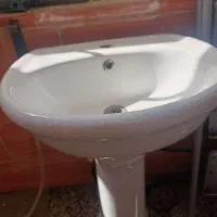 روشویی کاملا سالم در حد نو + لوله خرطومی سالم|لوازم سرویس بهداشتی|دزفول, |دیوار