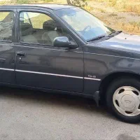 دووسیلو آبی دیپلمات ۸۲
