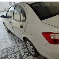 ساینا اس 402