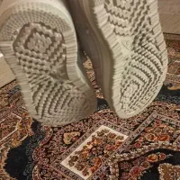 کتونی اورجینال فقط دوبار پوشیدم نونو