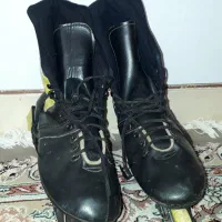 کفش اسکیت|دوچرخه، اسکیت، اسکوتر|مشهد, هفت تیر (نه دره)|دیوار