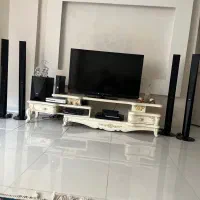 پرده و تلوزیون در حد نو